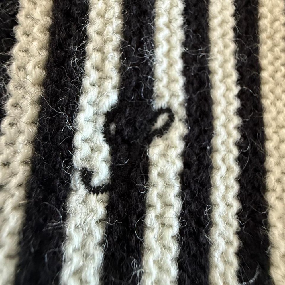 SUPREME STRIPED CARDIGAN - Picture 2 of 7